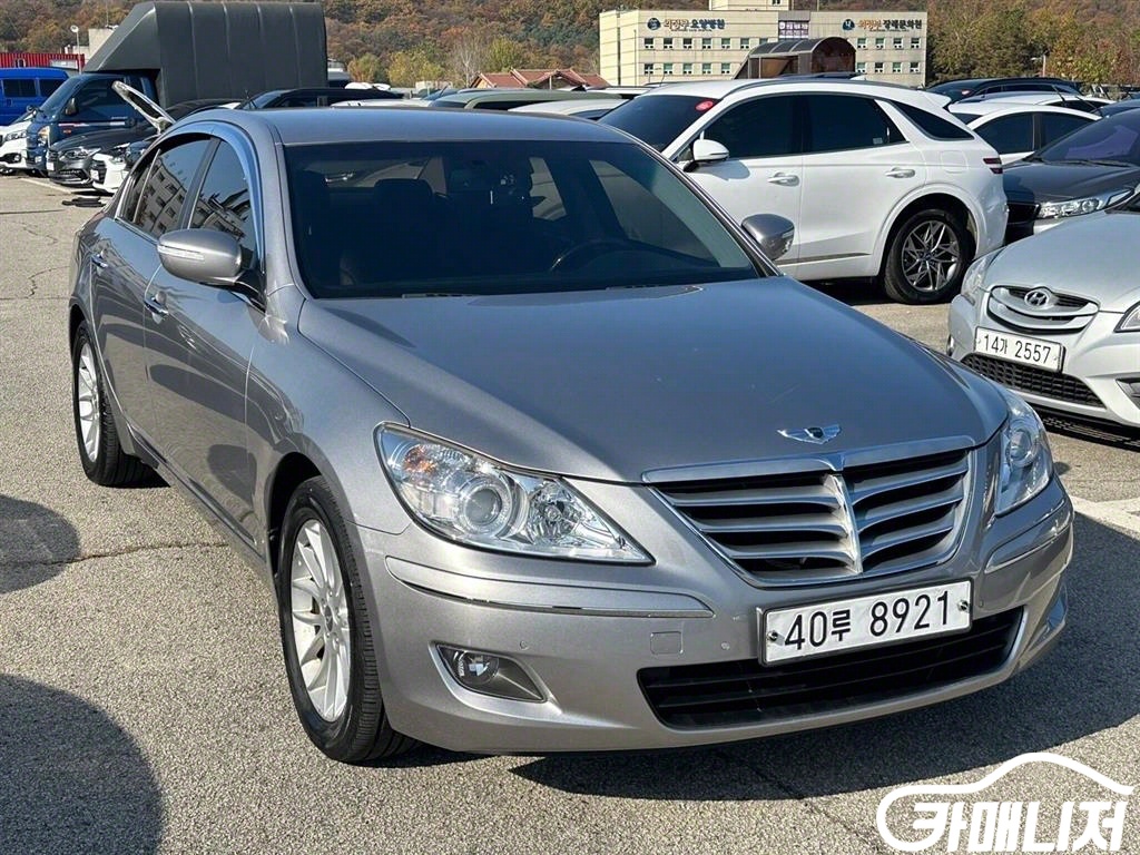 Hyundai Genesis BH330 LUXYRY thumbnail 3