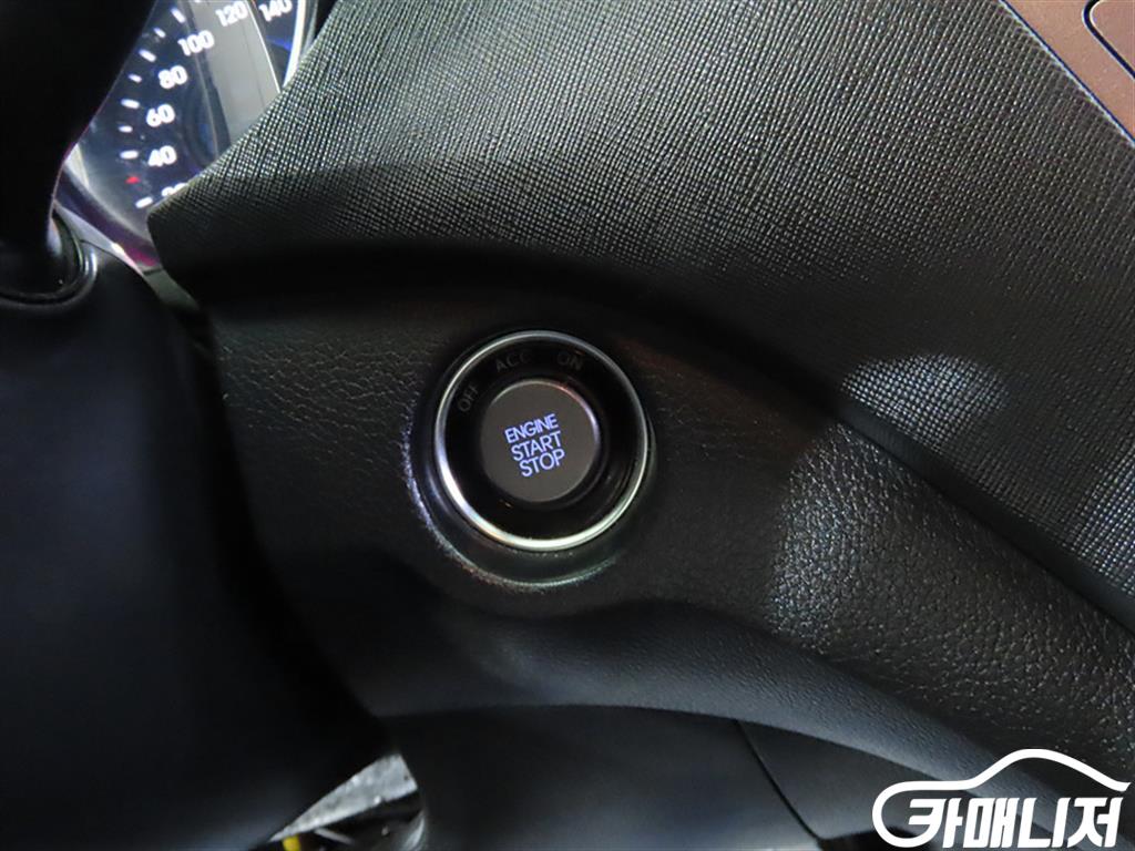 Hyundai Santa Fe Santa Fe DM Diesel 2WD 2.0 Exclusive thumbnail 11