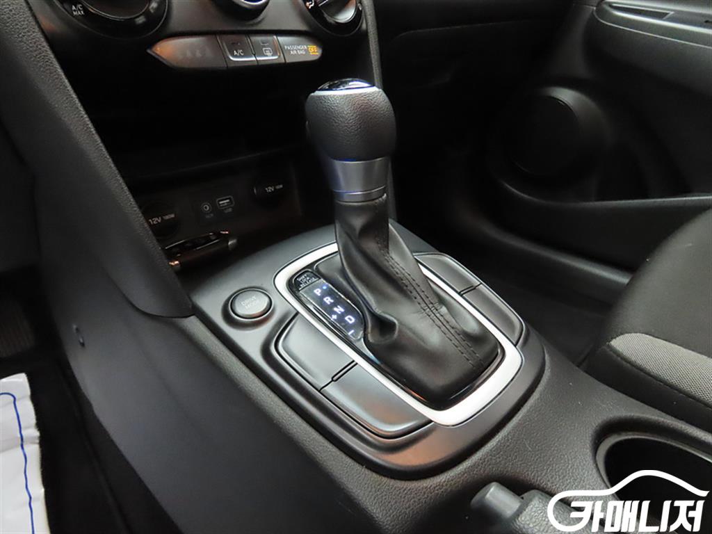 Hyundai Kona 1.6 Turbo 2WD thumbnail 11