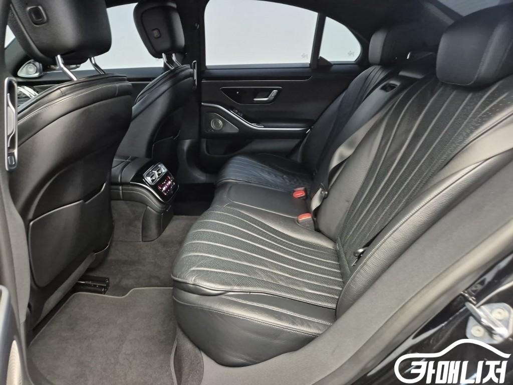 Mercedes-Benz S-Class S-Class-W223 S350 d thumbnail 12