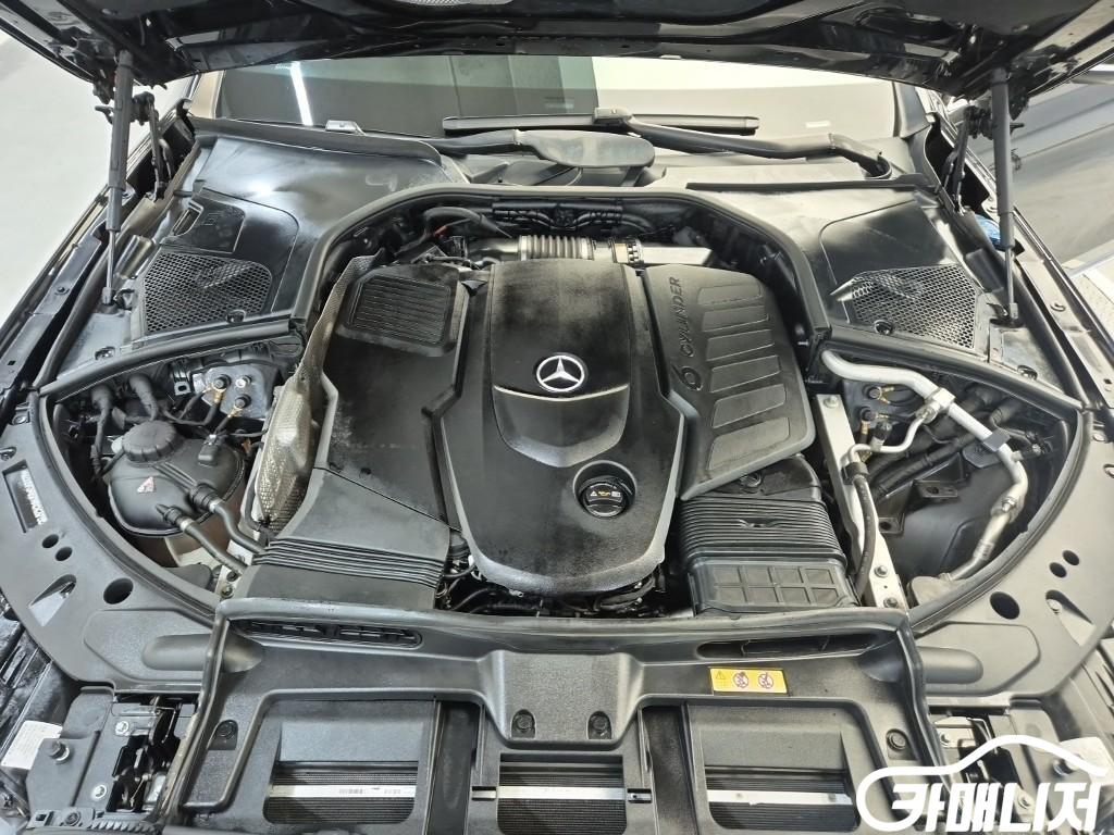 Mercedes-Benz S-Class S-Class-W223 S350 d thumbnail 5