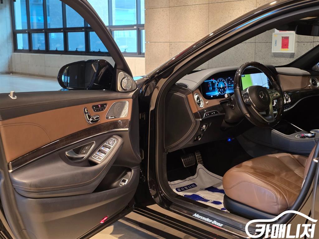 Mercedes-Benz S-Class S-Class-W222 S 450L 4MATIC thumbnail 6