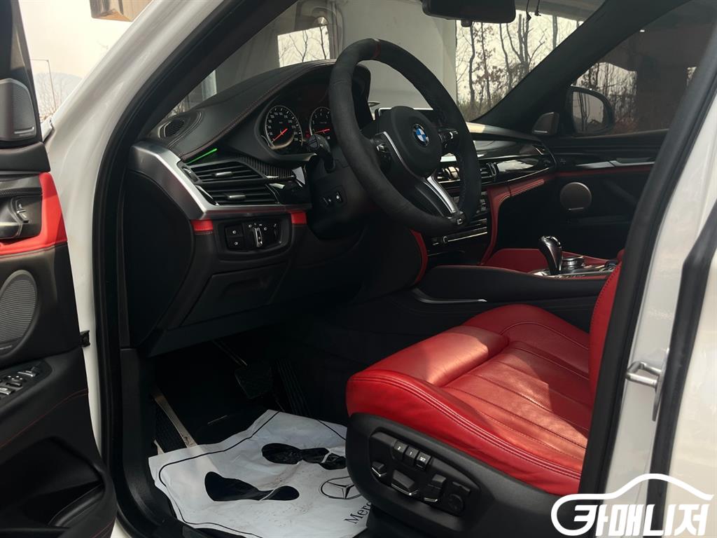 BMW X6 X6 M thumbnail 14