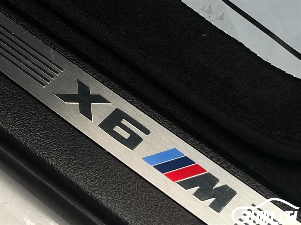 BMW X6 X6 M thumbnail 18