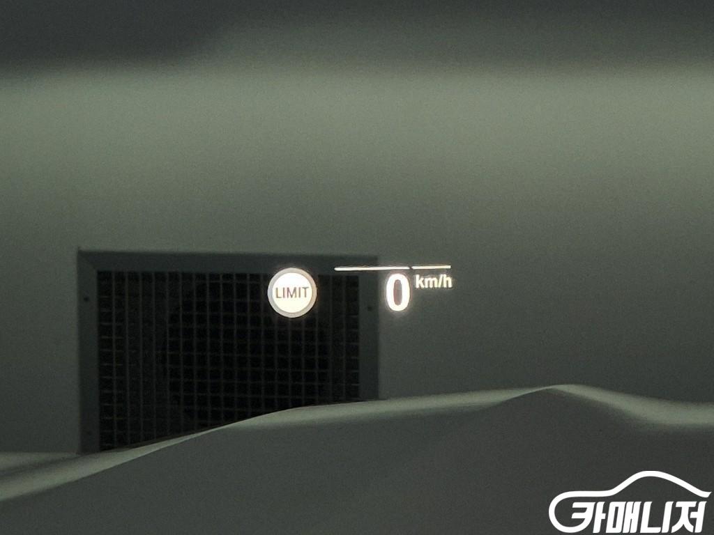 BMW X7 xDrive 40i M Sport thumbnail 16