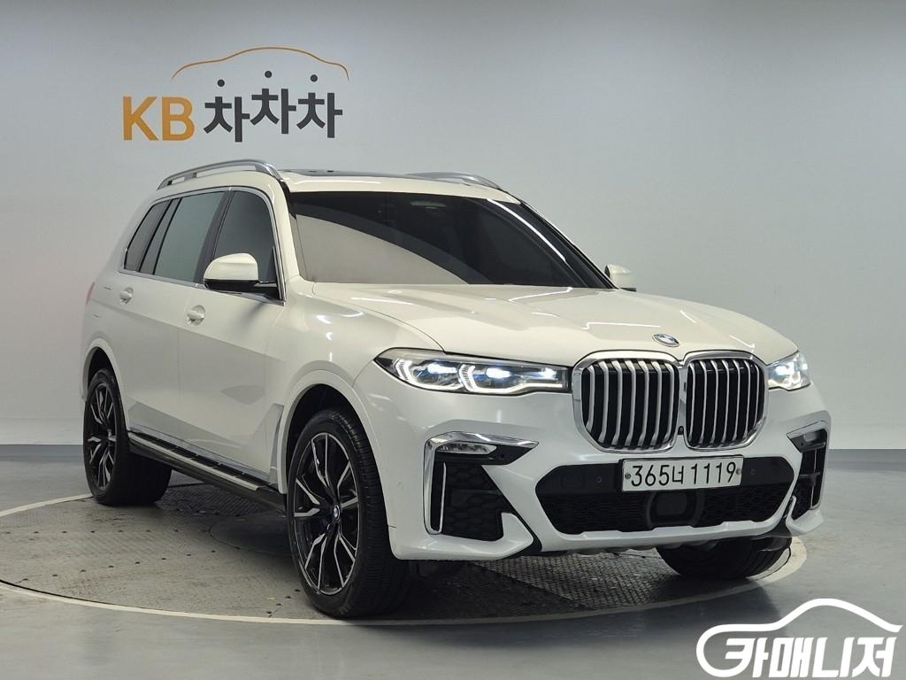 BMW X7 xDrive 40i M Sport thumbnail 2