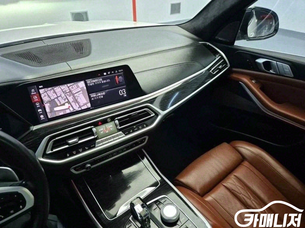 BMW X7 xDrive 40i M Sport thumbnail 10