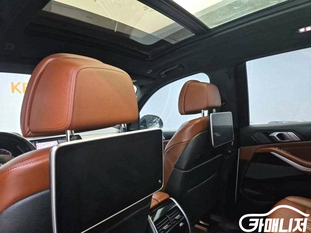 BMW X7 xDrive 40i M Sport thumbnail 15