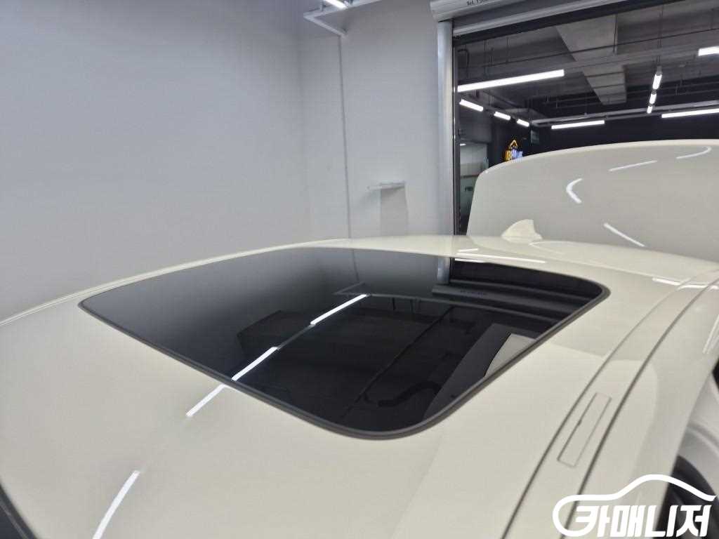 BMW 5 Series 530i thumbnail 13