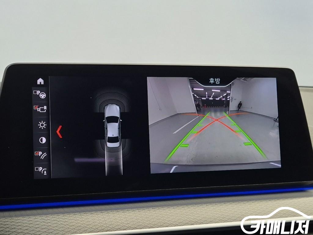 BMW 5 Series 530i thumbnail 15