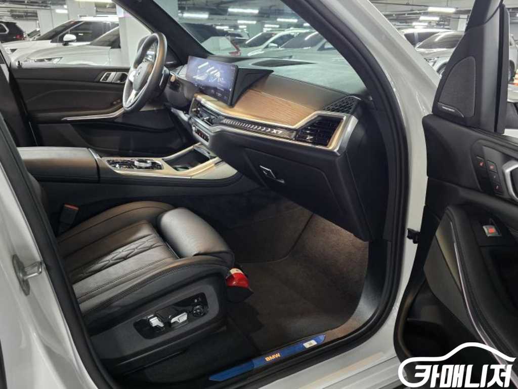BMW X7 xDrive 40i Design Pure Ekselreonseu 7-Seater thumbnail 18