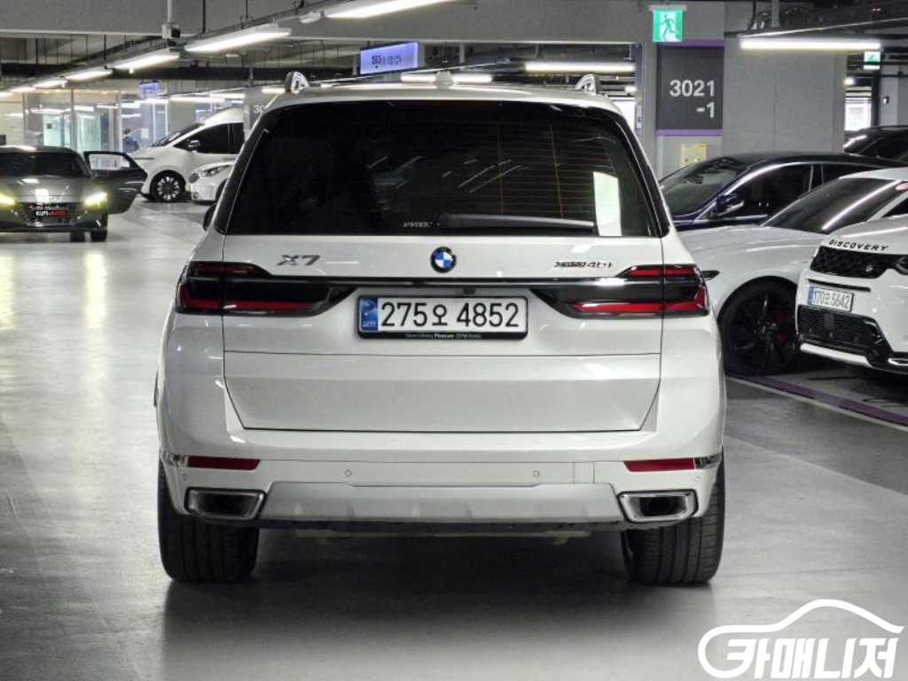 BMW X7 xDrive 40i Design Pure Ekselreonseu 7-Seater thumbnail 5