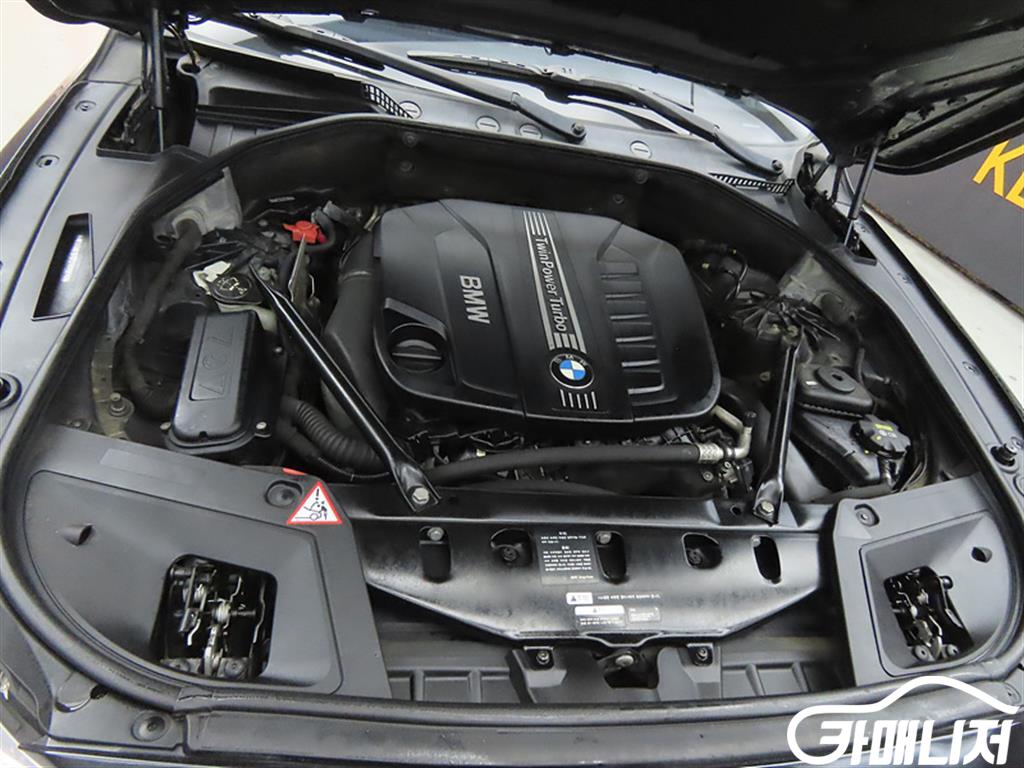 BMW Gran Turismo 5 Series GT GT 30d xDRIVE thumbnail 19