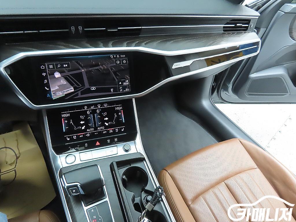 Audi A6 45 TFSI Premium thumbnail 7