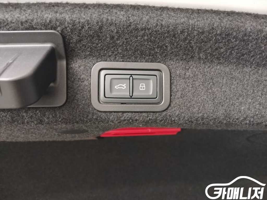 Audi A6 45 TFSI Quattro Premium thumbnail 18