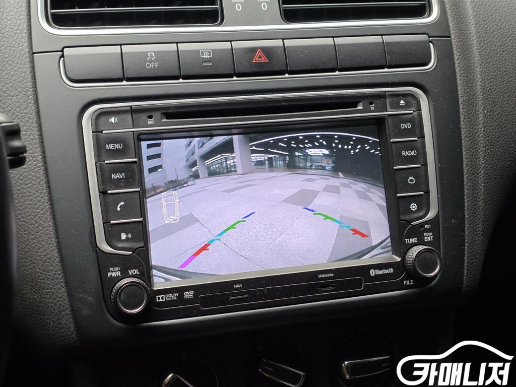 Volkswagen Polo 1.6 TDI R-LINE thumbnail 16