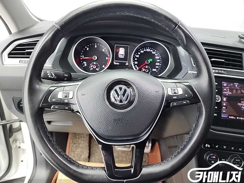 Volkswagen Tiguan 2.0 TDI thumbnail 9