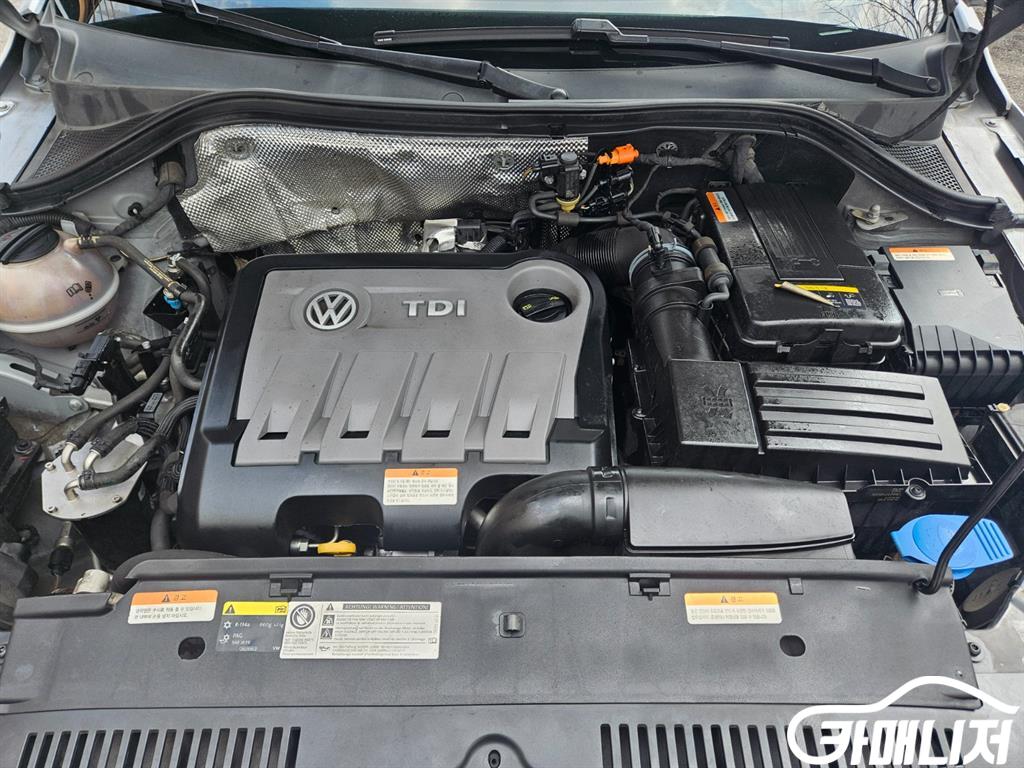 Volkswagen Tiguan 2.0 TDI Premium thumbnail 18