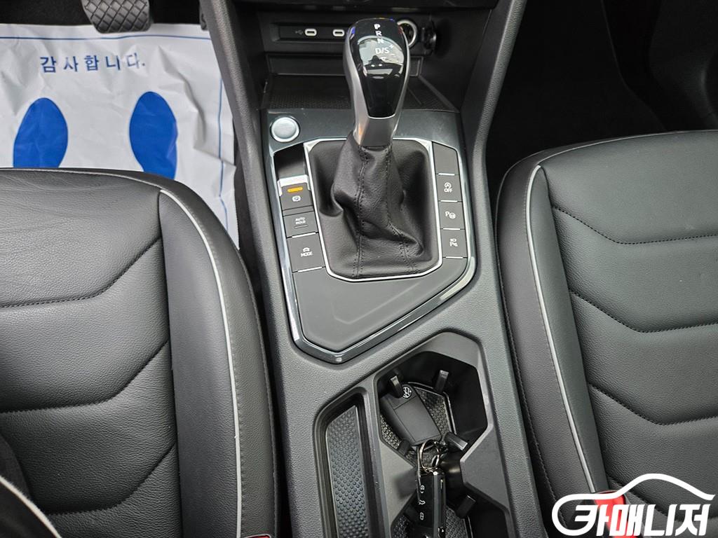 Volkswagen Tiguan 2.0 TDI Prestige thumbnail 11