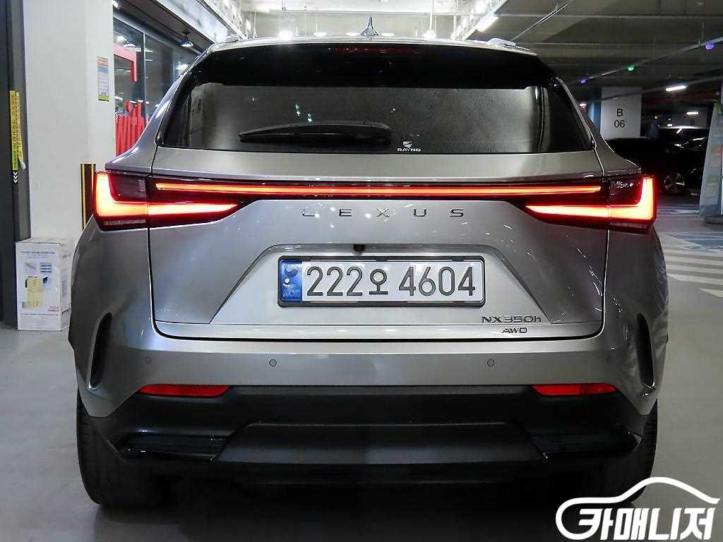 Lexus NX NX 350h Premium thumbnail 5