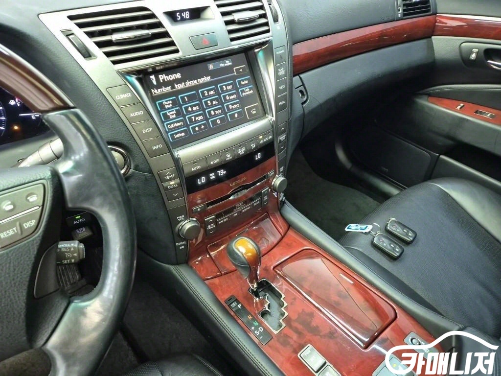 Lexus LS LS460 STD thumbnail 10
