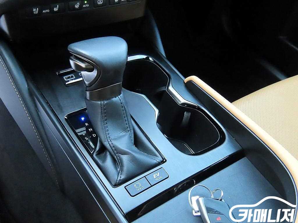 Lexus ES ES300h 7th Gen Luxury Peulreoseu thumbnail 12