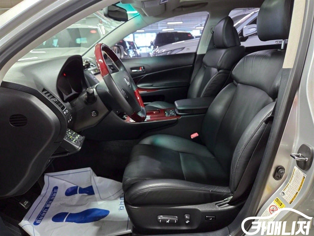 Lexus GS GS450h STD thumbnail 14