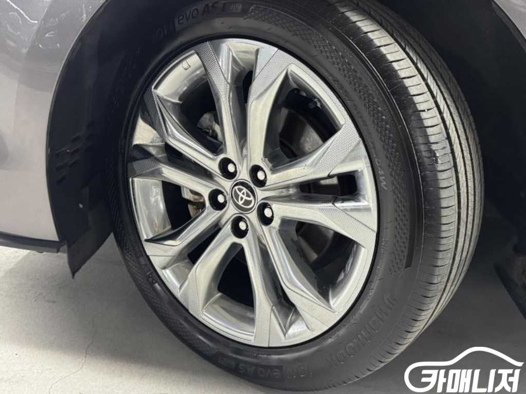 Toyota Sienna 2.5 2WD Hybrid thumbnail 20