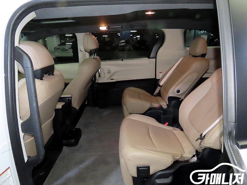 Toyota Sienna 2.5 AWD Hybrid thumbnail 7