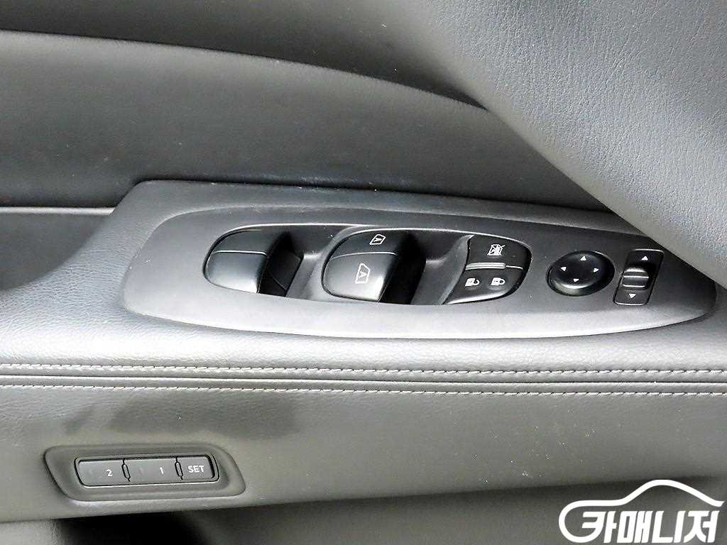 Nissan Pathfinder Pathfinder4th Gen 3.5 4WD thumbnail 11