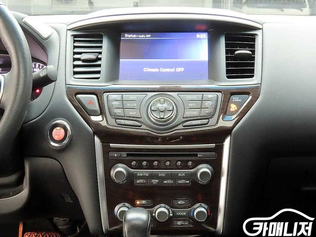 Nissan Pathfinder Pathfinder4th Gen 3.5 4WD thumbnail 9