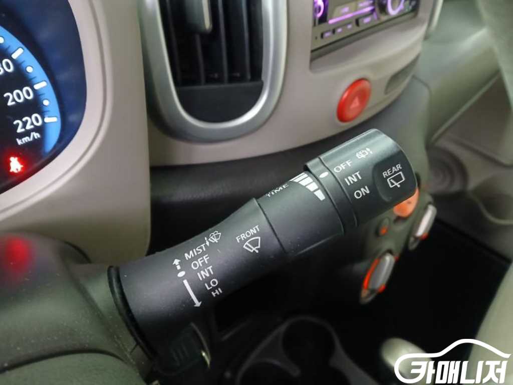 Nissan Cube 1.8 S thumbnail 11