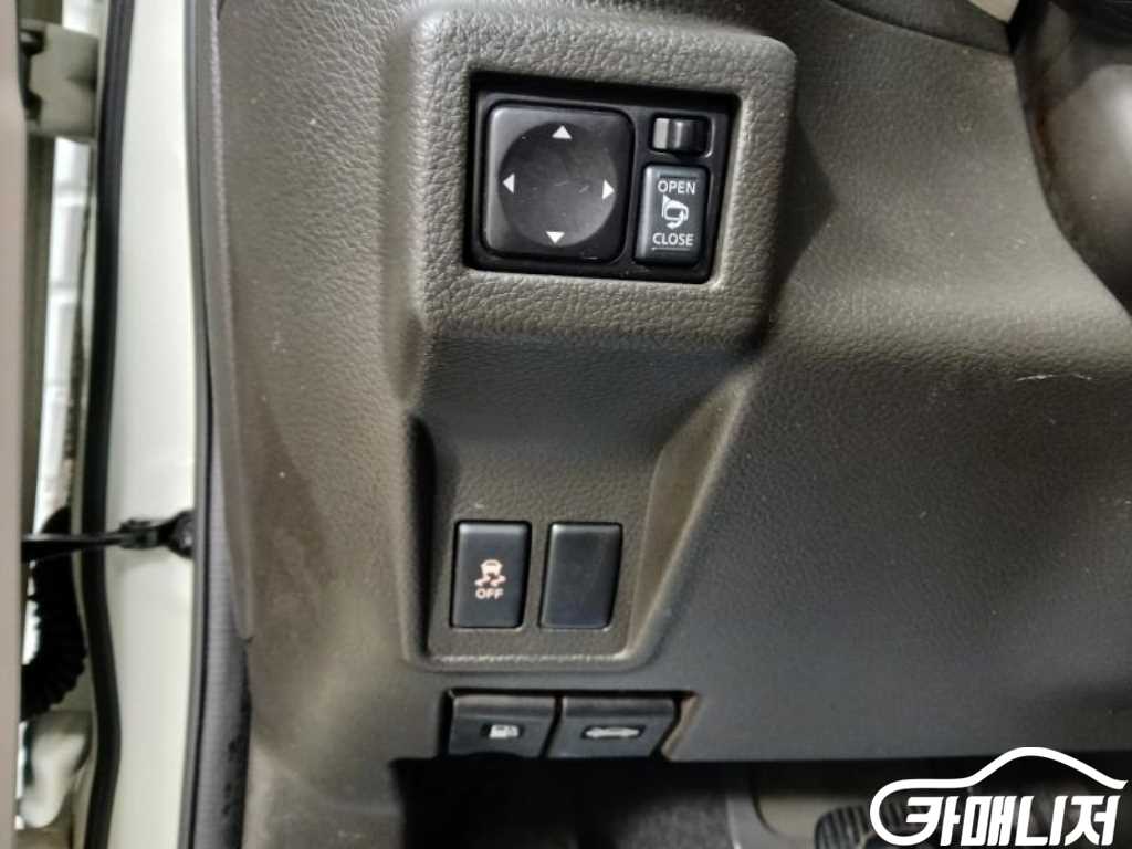 Nissan Cube 1.8 S thumbnail 17