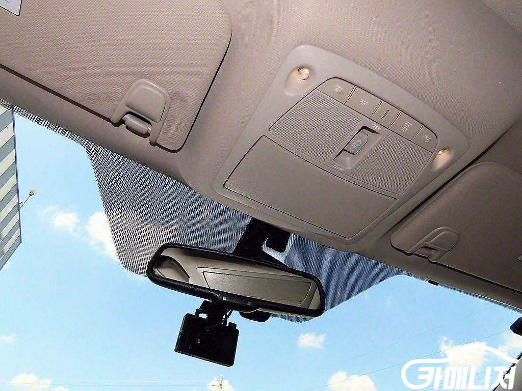 Nissan Murano 2.5 Hybrid thumbnail 14