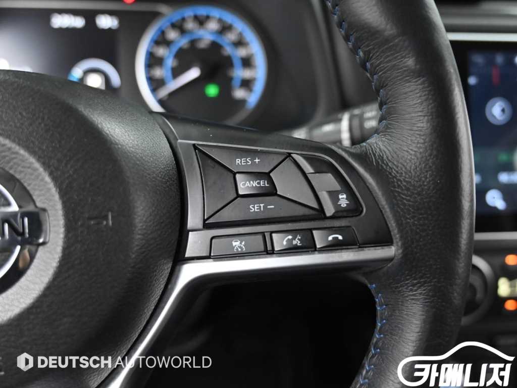 Nissan Leaf EV SL thumbnail 17