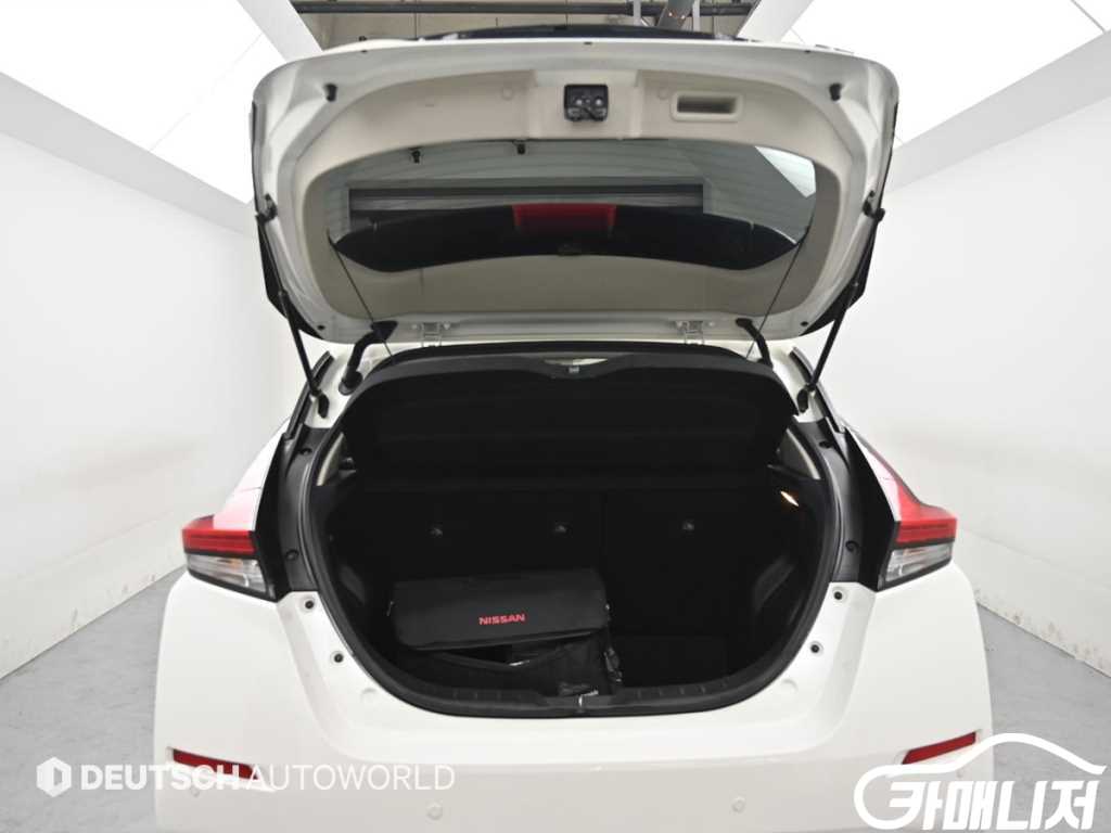 Nissan Leaf EV SL thumbnail 19