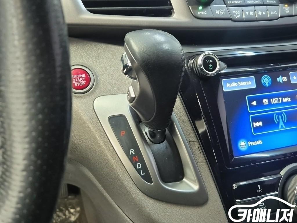 Honda Odyssey 3.5 Elite thumbnail 18