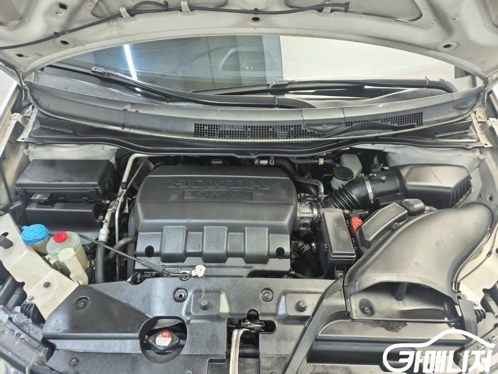Honda Odyssey 3.5 Elite thumbnail 19