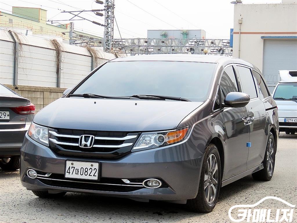Honda Odyssey 3.5 Elite thumbnail 2