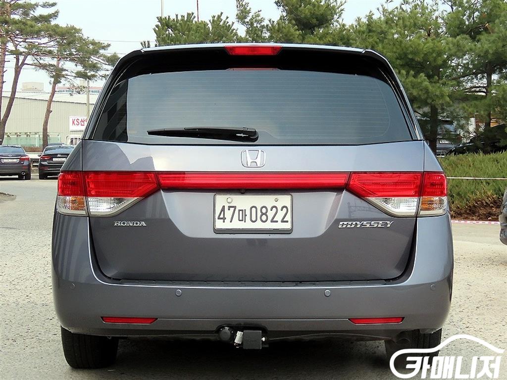 Honda Odyssey 3.5 Elite thumbnail 4