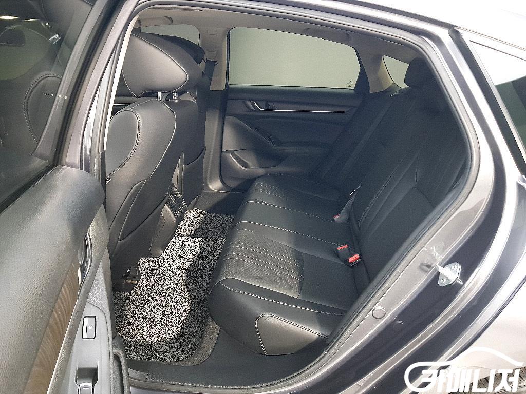 Honda Accord 1.5 Turbo thumbnail 9