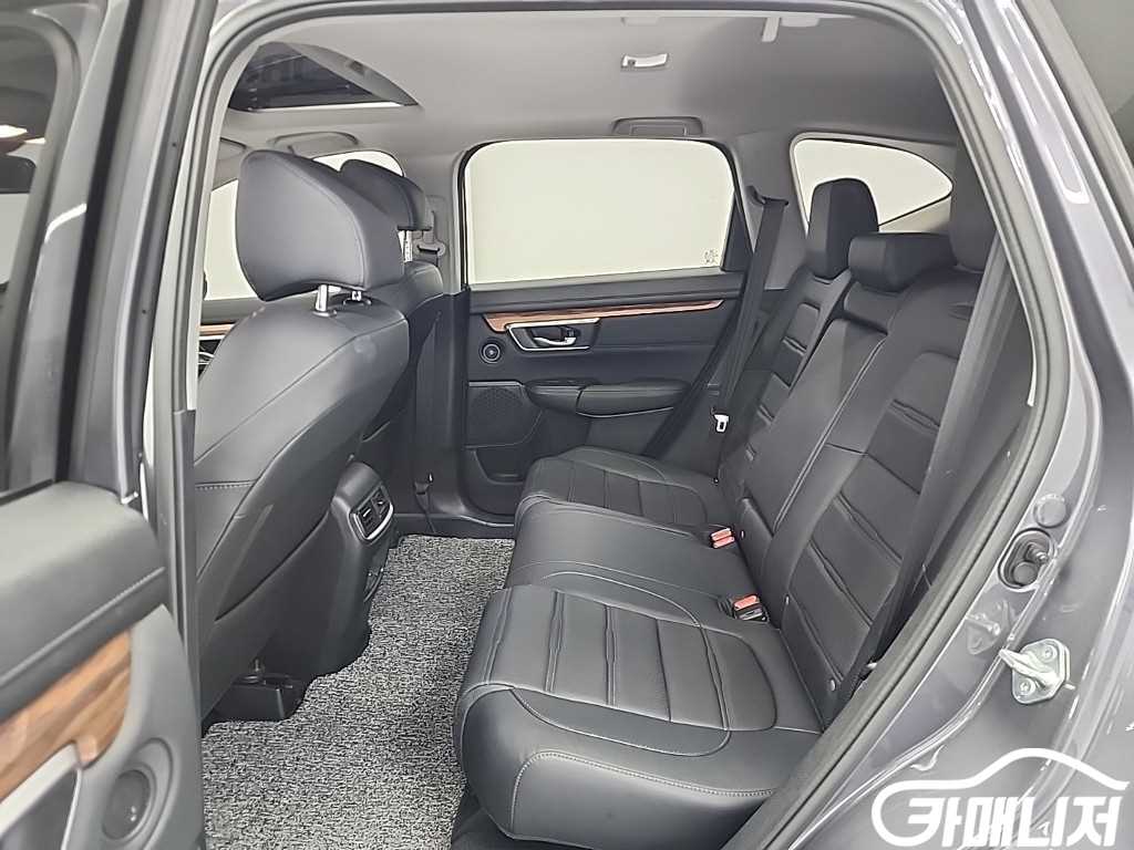 Honda CR-V CR-V 5th Gen 2.0 Hybrid Touring 4WD thumbnail 12