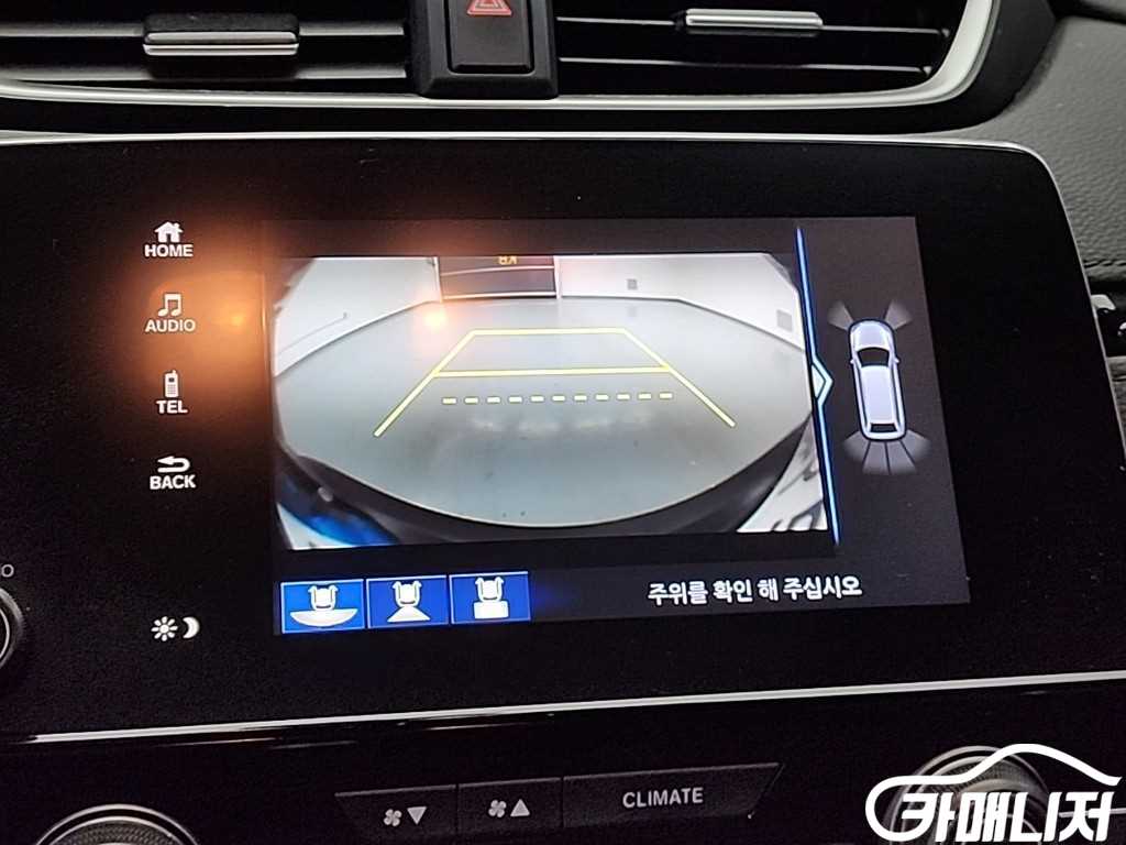 Honda CR-V CR-V 5th Gen 2.0 Hybrid Touring 4WD thumbnail 16