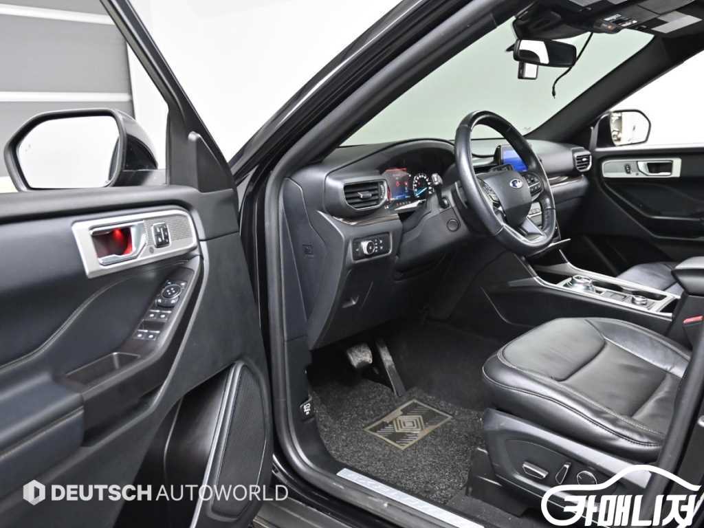 Ford Explorer Explorer 6th Gen 2.3 AWD Rimitideu thumbnail 11