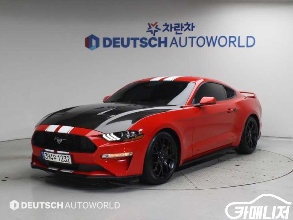 Ford Mustang Mustang 6th Gen 2.3 Coupe thumbnail 2