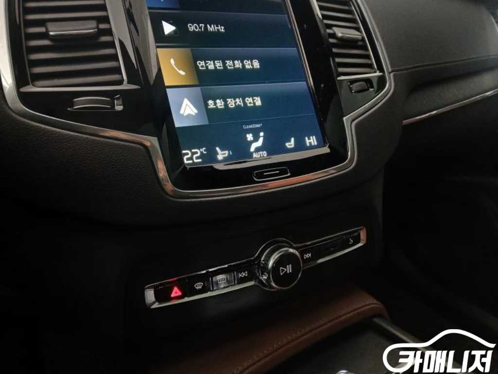 Volvo XC90 XC90 2nd Gen 2.0 T8 AWD thumbnail 12