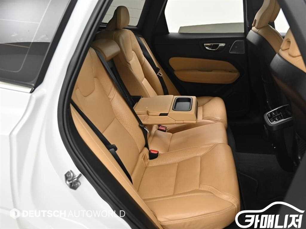 Volvo XC60 D5 AWD Inscription thumbnail 12