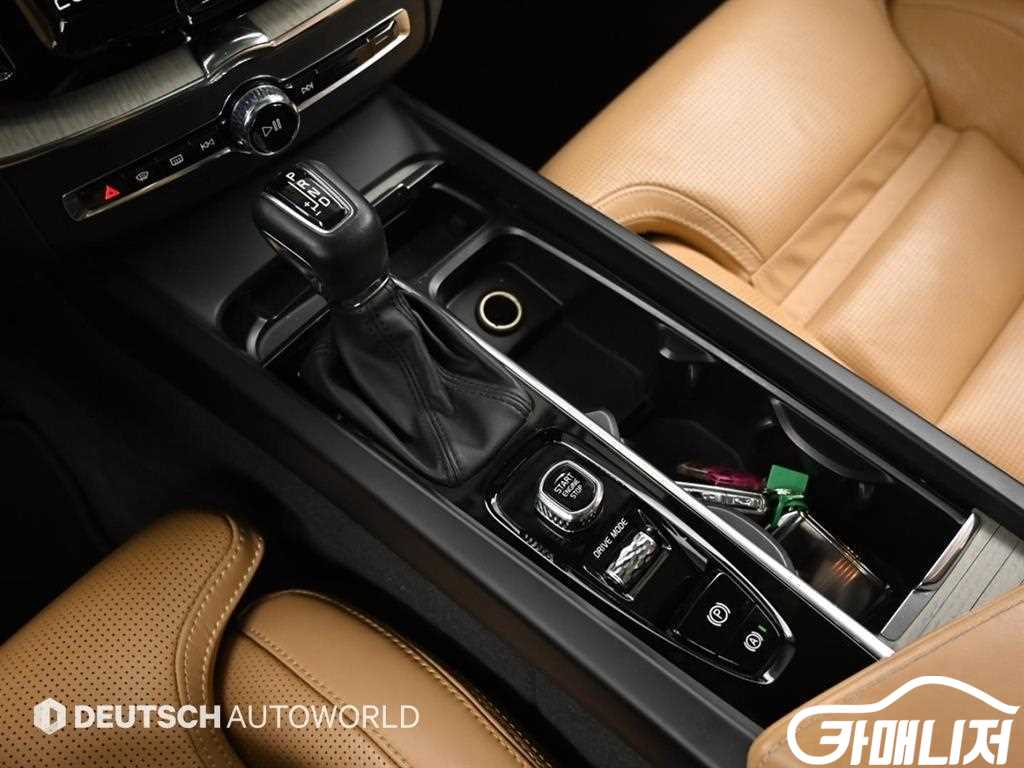 Volvo XC60 D5 AWD Inscription thumbnail 9