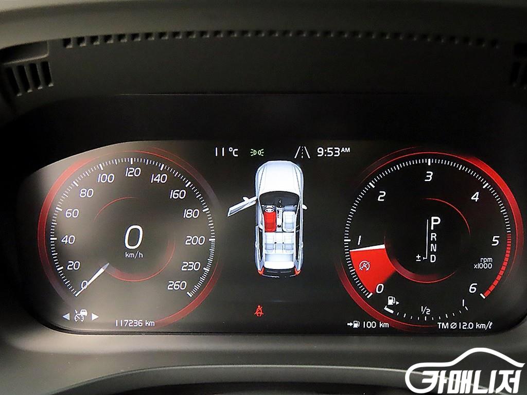 Volvo XC60 B5 AWD Inscription thumbnail 8