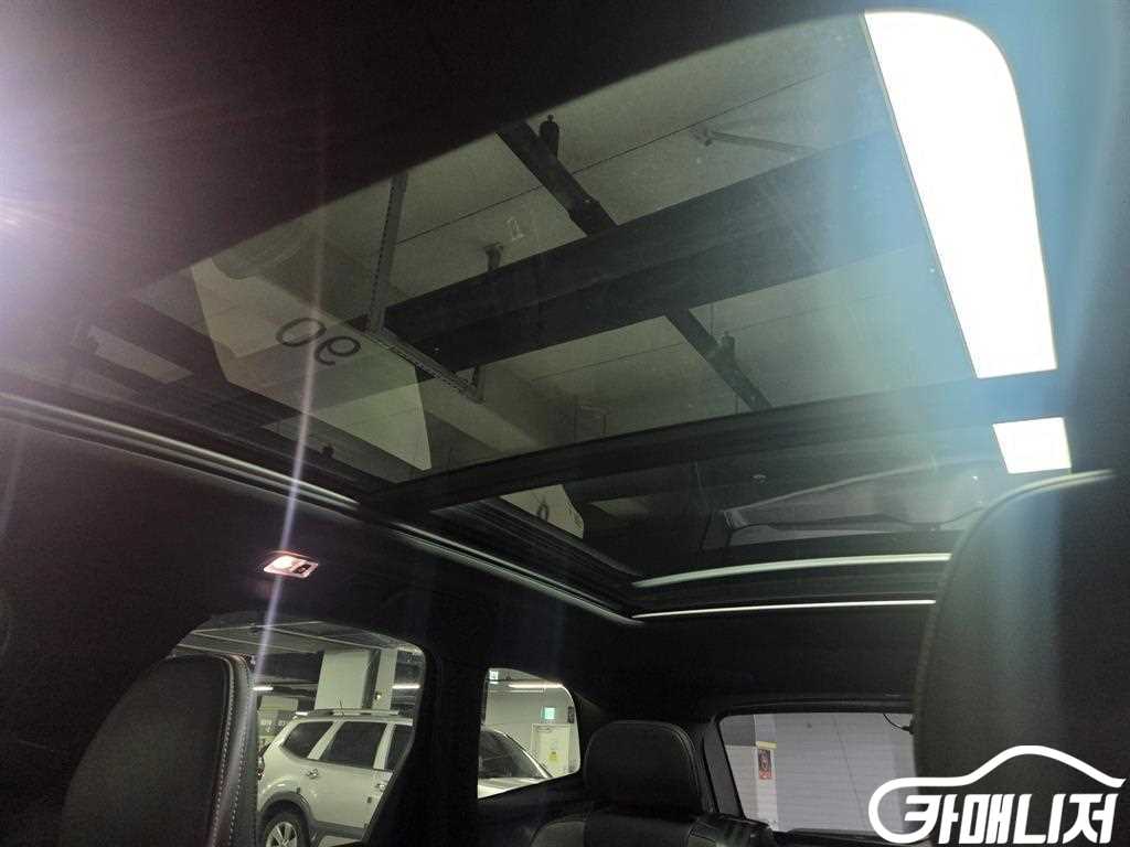 Volvo XC60 T8 AWD R-Design thumbnail 16